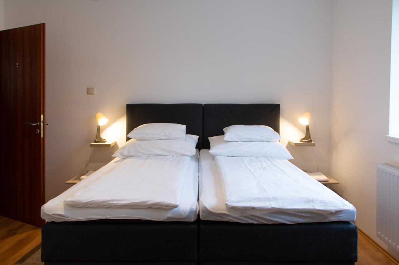 Poroszlay Apartman Дебрецен Экстерьер фото