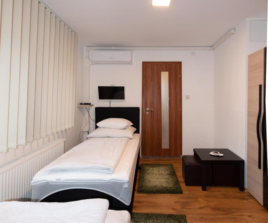 Poroszlay Apartman Дебрецен Экстерьер фото